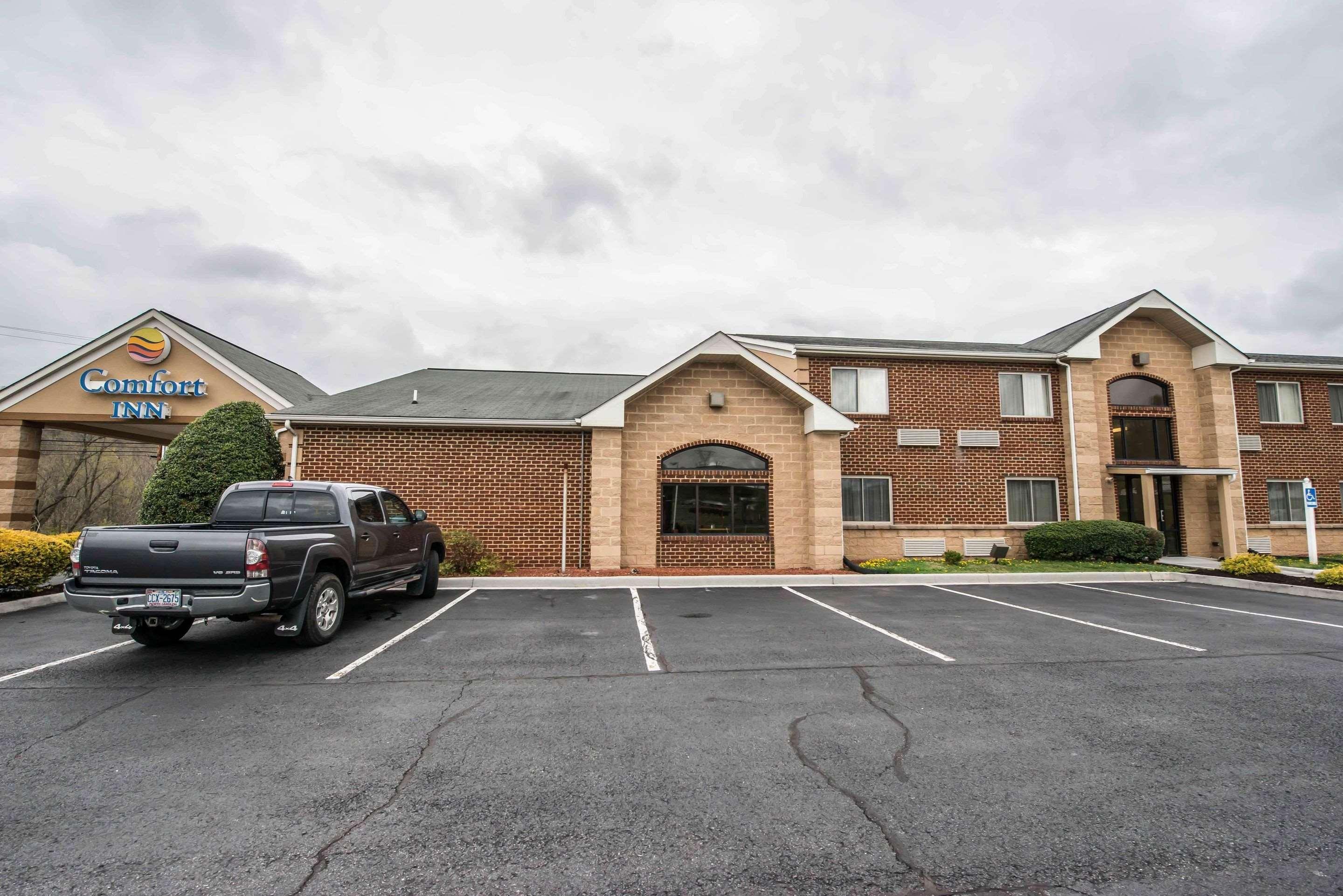 Comfort Inn Atkins-Marion I-81 Exterior photo